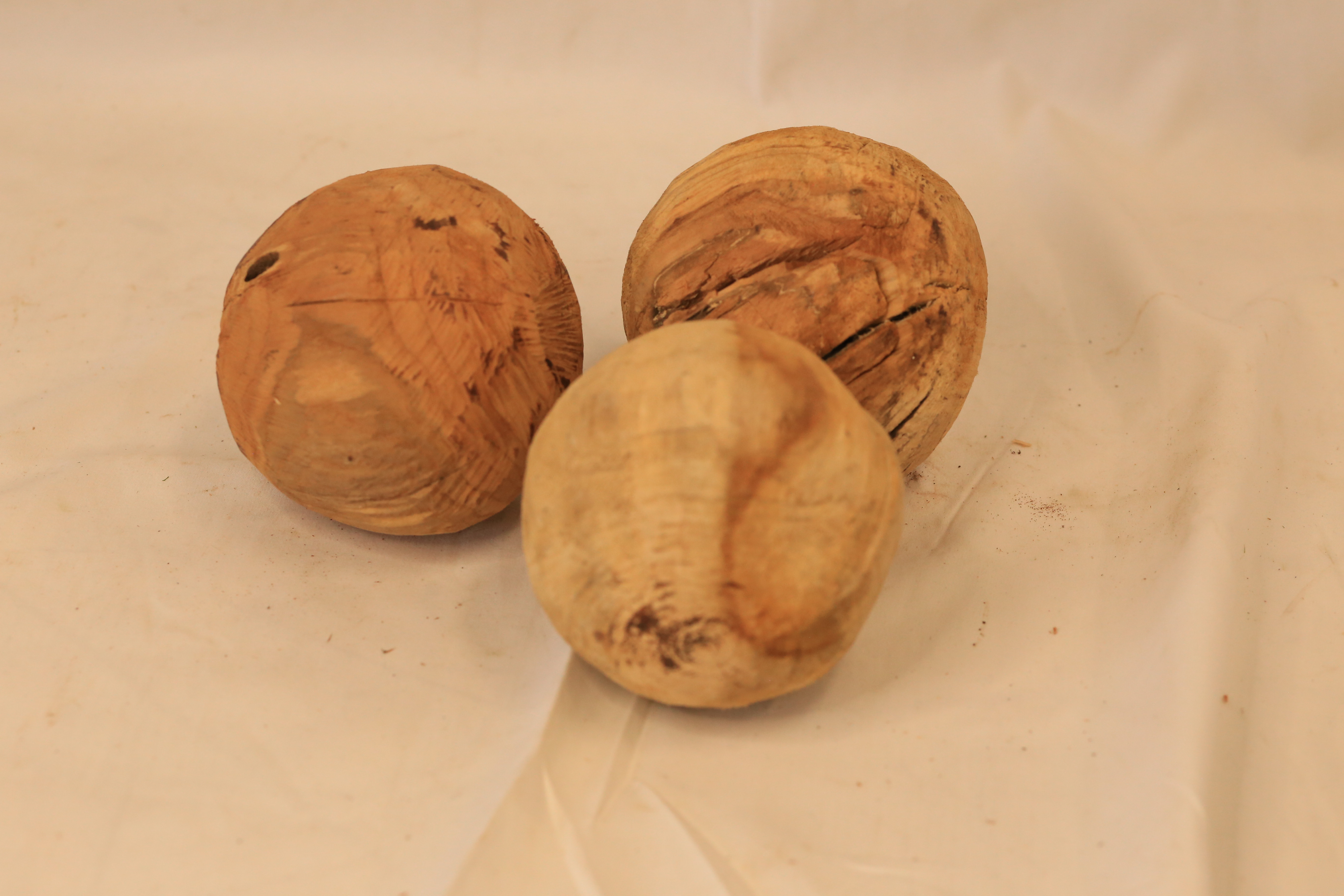 4" Wood Orb - Click Image to Close